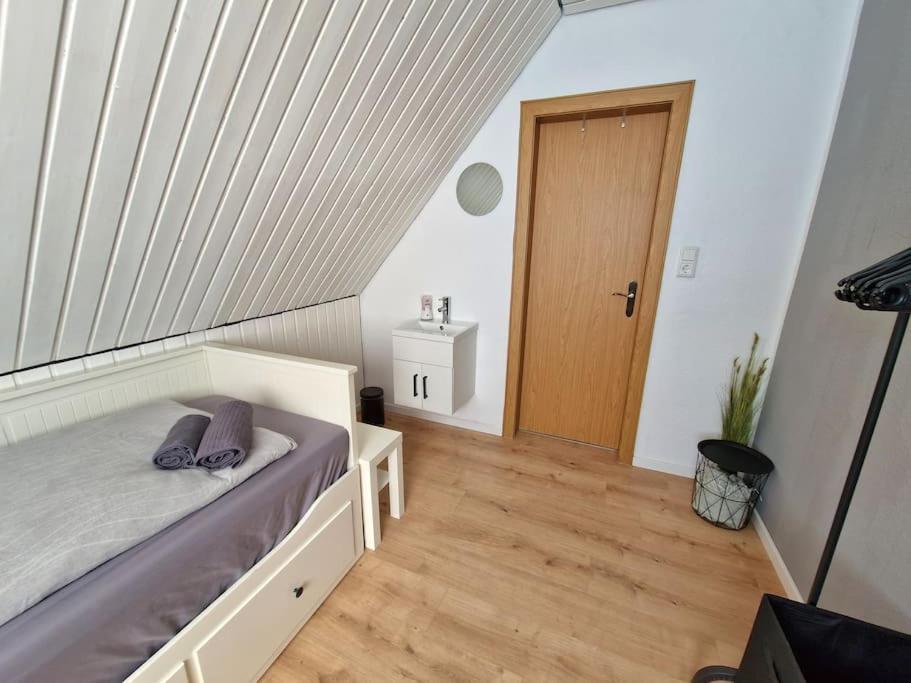 Gemuetliche Wohnung Direkt Am Kuestenkanal! Wardenburg Ngoại thất bức ảnh